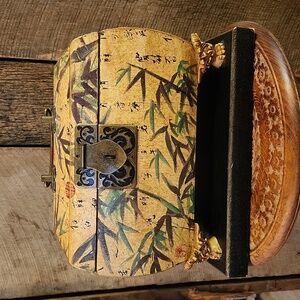 Vintage Arister oriental style storage box